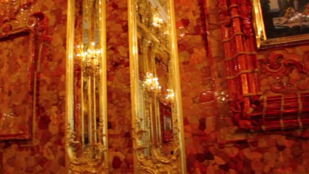 Amber room in Catherine Palace in Pushkin, Saint-Petersburg — Stock Video