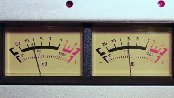 Stereo decibel meters - part of sound equipment — Stock Video