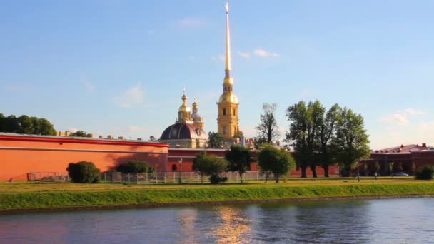Fortaleza de São Pedro e Paulo em São Petersburgo Rússia — Vídeo de Stock