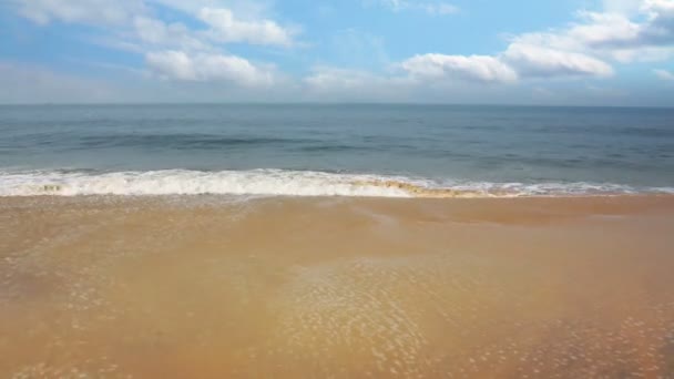 Güzel bir plaj manzara içinde Hindistan — Stok video