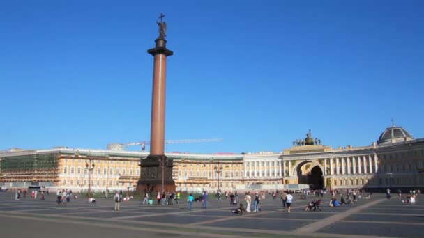 Praça do palácio em Saint-Petersburg, Rússia — Vídeo de Stock