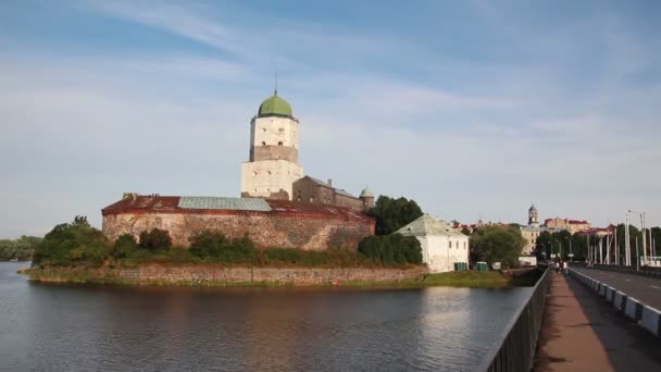 ヴィボルグ ロシア - タイムラプスで島で古いスウェーデンの城 — ストック動画