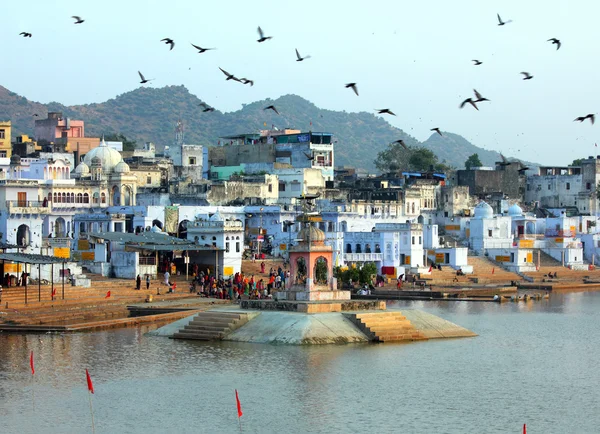 Pushkar Hindistan'da kutsal Gölü — Stok fotoğraf