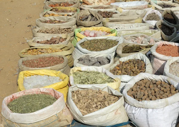 Bags with spices on indian market — Stock Photo, Image