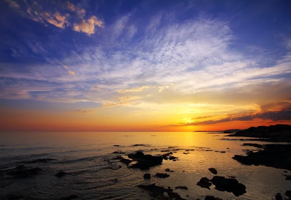 Beautiful sunset over sea — Stock Photo, Image