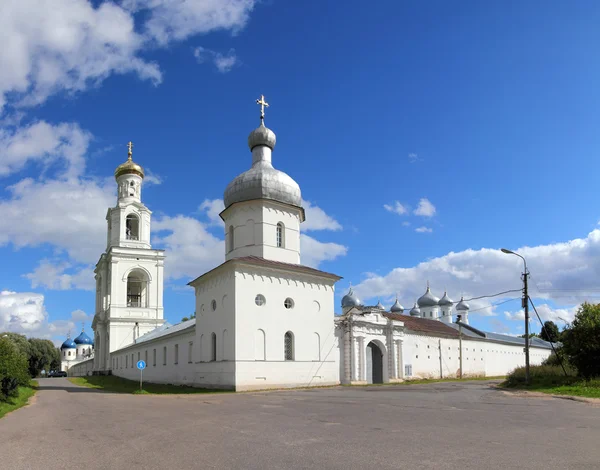 Георгиевский монастырь в Великом Новгороде — стоковое фото