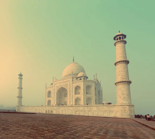 Taj Mahal - vintage retro style — Stock Photo, Image