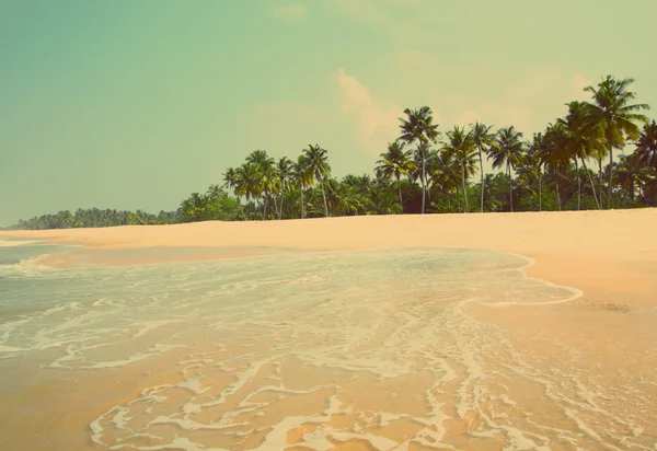 Paisaje de playa - estilo retro vintage —  Fotos de Stock