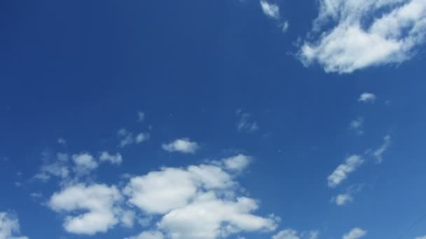 Timelapse con nubes en movimiento — Vídeos de Stock