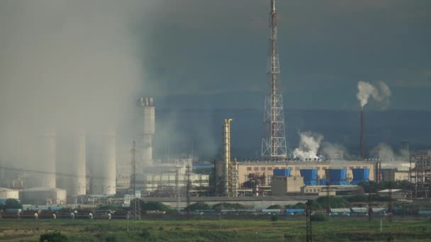 石油和天然气的炼厂 — 图库视频影像