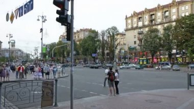 Şehir yaya geçidi zaman atlamalı