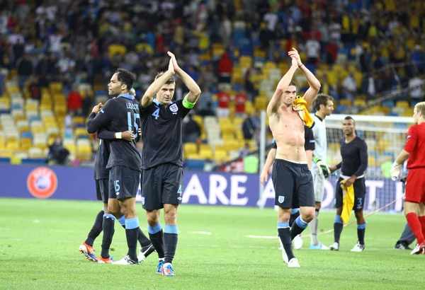 Los jugadores de Inglaterra agradecen a los fans por apoyo —  Fotos de Stock