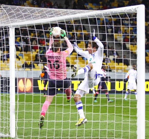 UEFA Europa League partido FC Dynamo Kyiv vs Burdeos — Foto de Stock