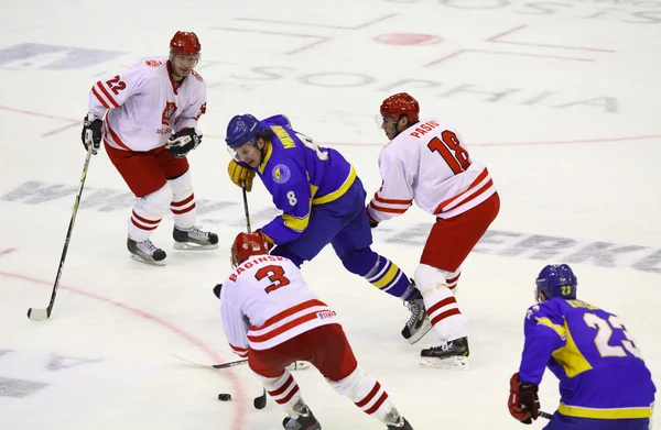 Ice-hockey game Ukraine vs Poland — Stock Photo, Image