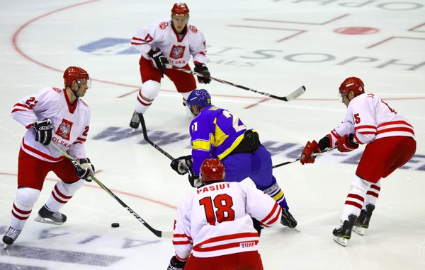 Ice-hockey game Ukraine vs Poland — Stock Photo, Image