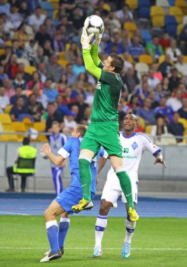 Futbol oyun fc Dinamo Kiev vs fc dnipro