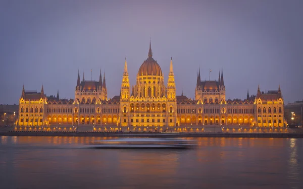 Edifício do Parlamento Nacional Húngaro, Budapeste, Hungria — Fotografia de Stock