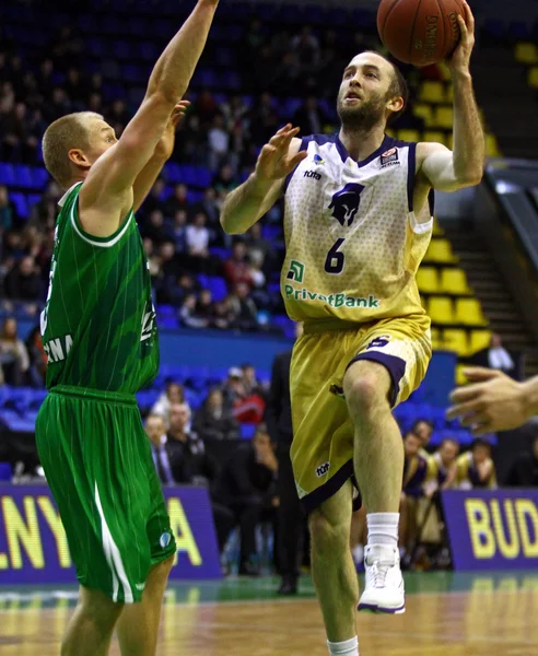 Basketball EuroCup game between Budivelnik Kyiv and Union Olimpi — Stock Photo, Image