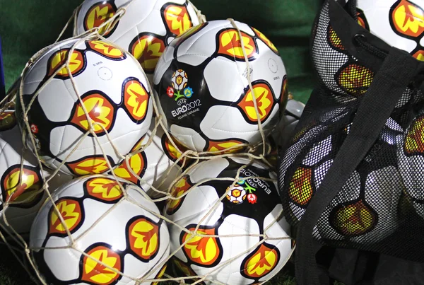 Close-up officiële uefa euro 2012 ballen — Stockfoto