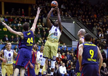 Euroleague basketbol oyun Budivelnik Kyiv vs Fc Barcelona