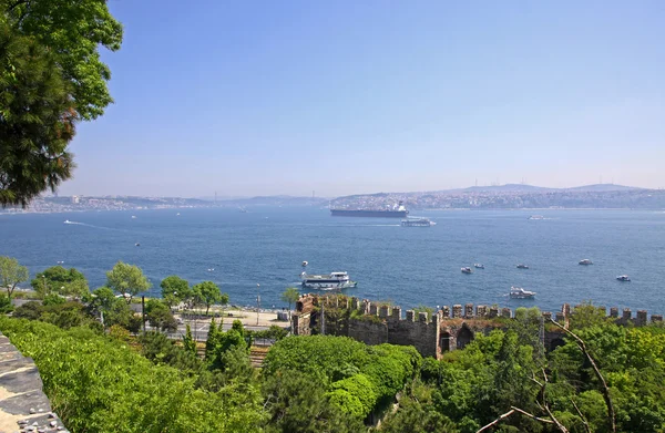 Stretto del Bosforo a Istanbul, Turchia — Foto Stock