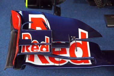 red bull rb7 yarış araba