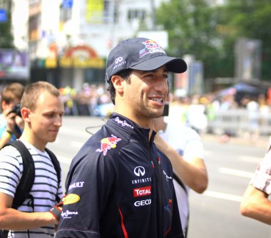 sürücü daniel ricciardo red bull racing team