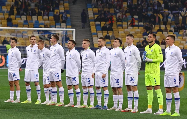 Kyiv Ucrania Noviembre 2021 Los Jugadores Dynamo Kyiv Escuchan Himno — Foto de Stock