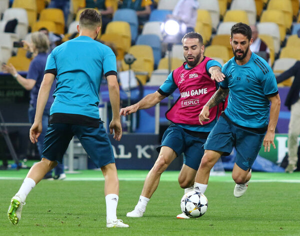 КИЕВ, УКРАИНА - 25 мая 2018 года: Реальный мадридский тренинг перед финалом Лиги чемпионов УЕФА 2018 против "Ливерпуля" на стадионе "Олимпийский" в Киеве, Украина
