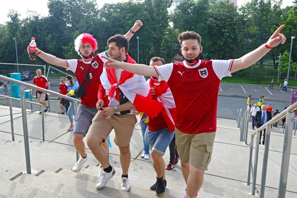 Bucharest Roumanie Juin 2021 Les Supporters Autrichiens Rendent Stade National — Photo