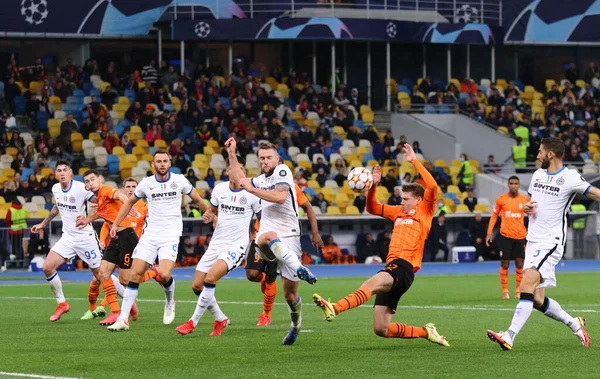 Kyiv Ukraine September 2021 Shakhtar Donetsk Orange Internazionale White Players — Fotografia de Stock