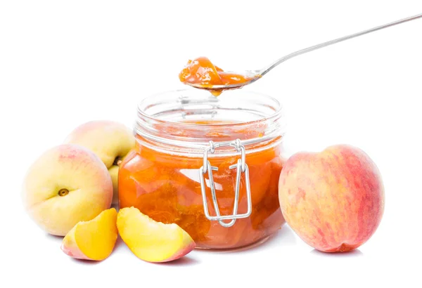 Smakelijke perzik jam — Stockfoto