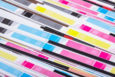 CMYK renk