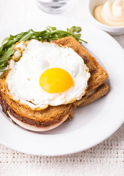 Croque madame — Stockfoto