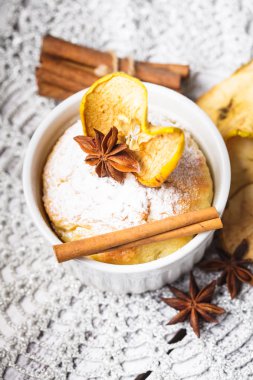 elmalı tarçınlı kek