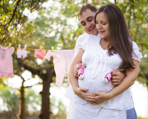 Pareja embarazada — Foto de Stock