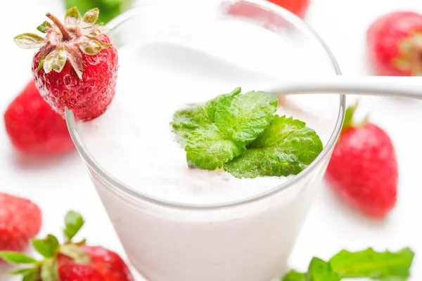 Yogurt alla fragola — Foto Stock