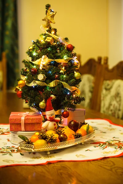 Piccolo albero di Natale — Foto Stock