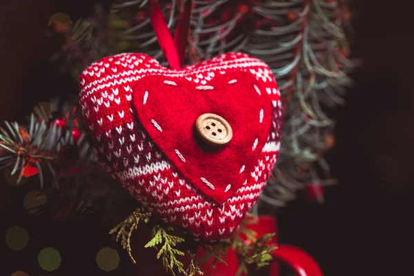 Handmade knitted heart — Stock Photo, Image