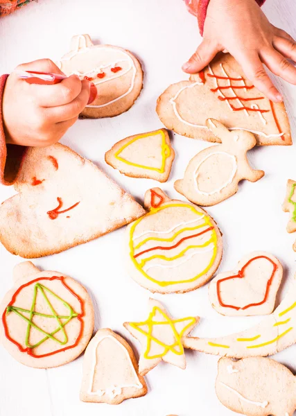 Desenhe em biscoitos de gengibre — Fotografia de Stock