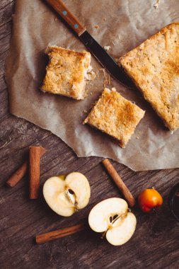 Apple cake