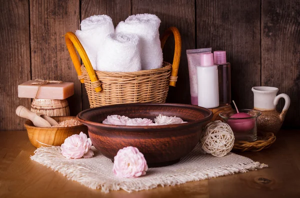 Spa con rosas — Foto de Stock