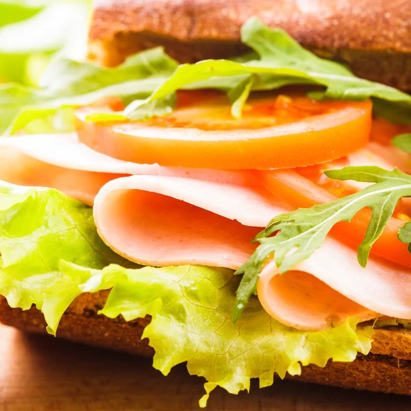 Sandwich med fuldkorn - Stock-foto
