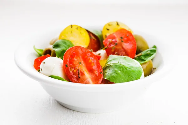 Frischer Salat — Stockfoto