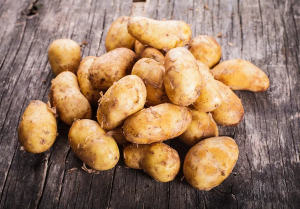 Potatis isolerade — Stockfoto