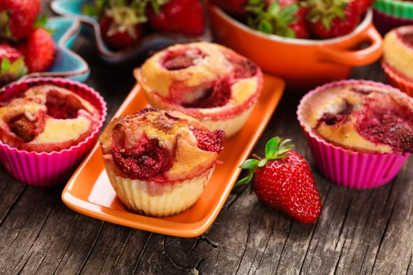 Strawberry muffins — Stock Photo, Image