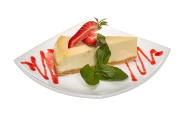 Çilekli cheesecake whit üzerinde bir parça