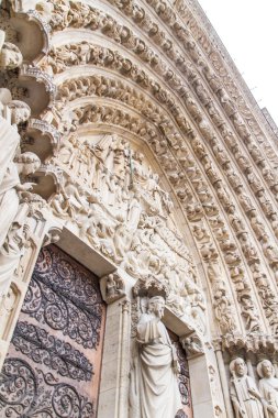 Notre Dame (Paris)