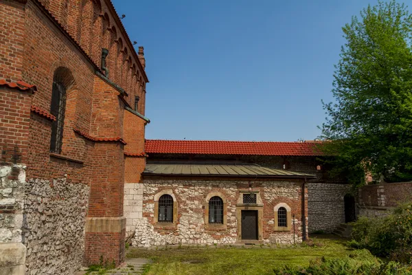 Vecchia sinagoga nello storico quartiere ebraico Kazimierz di Cracovia, P — Foto Stock