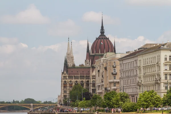 Näkymä maamerkkejä Budapestissa — kuvapankkivalokuva